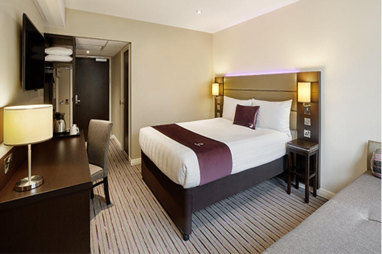 Premier Inn Manchester Airport Ringway Zewnętrze zdjęcie