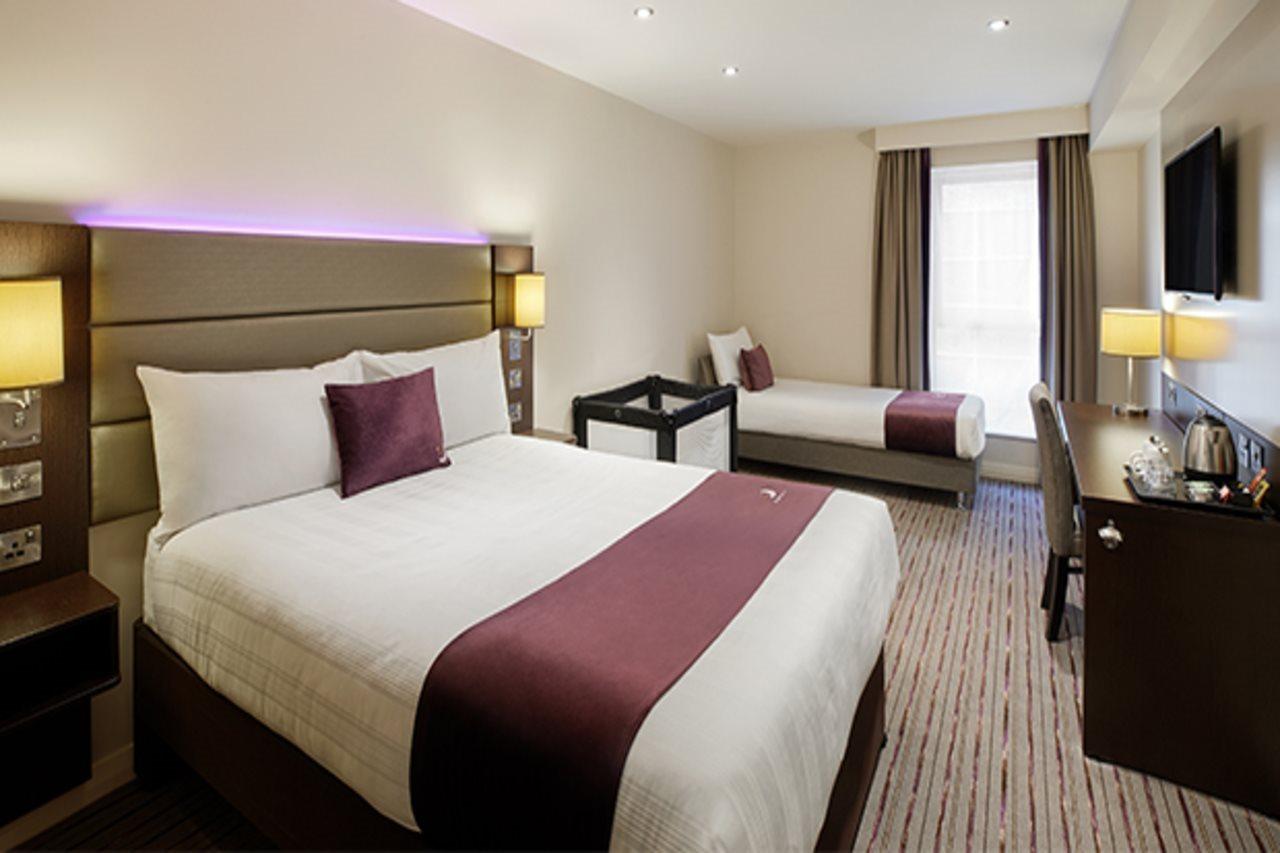 Premier Inn Manchester Airport Ringway Zewnętrze zdjęcie